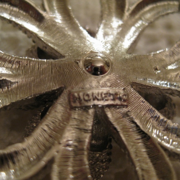 MONET FLOWER Brooch Monet SNOWFLAKE Pinecone 1980s - Picture 8 of 8